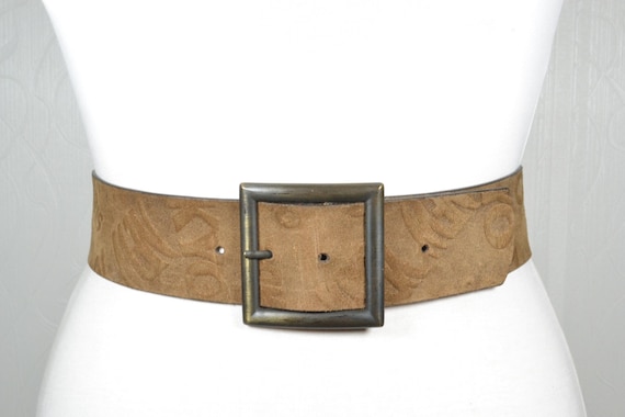 Vintage Wide Brown Leather Belt With Embossed Lettering and  display picture 2