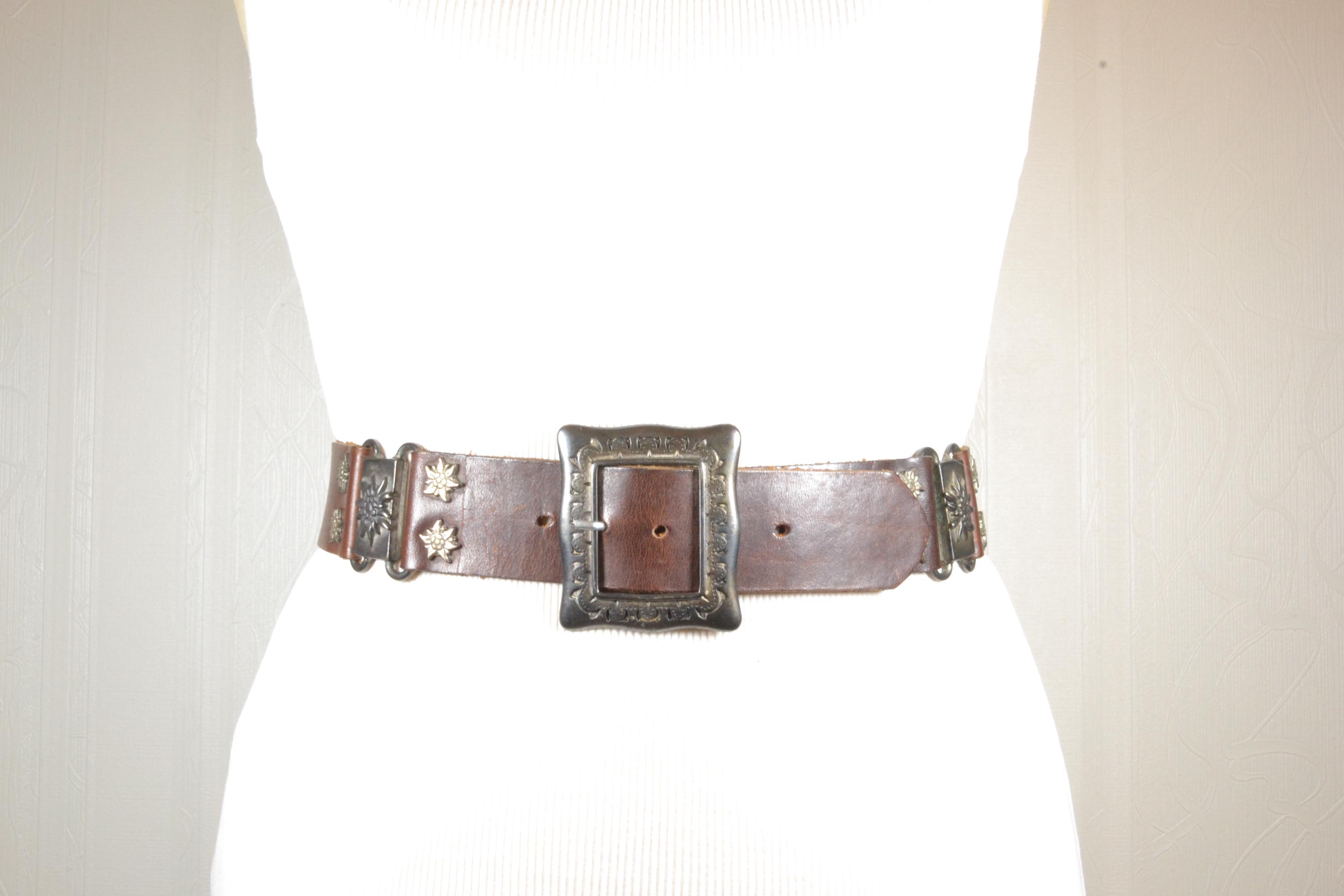 Vintage Brown Leather Corset Belt: Embossed Floral Brass  display picture 1