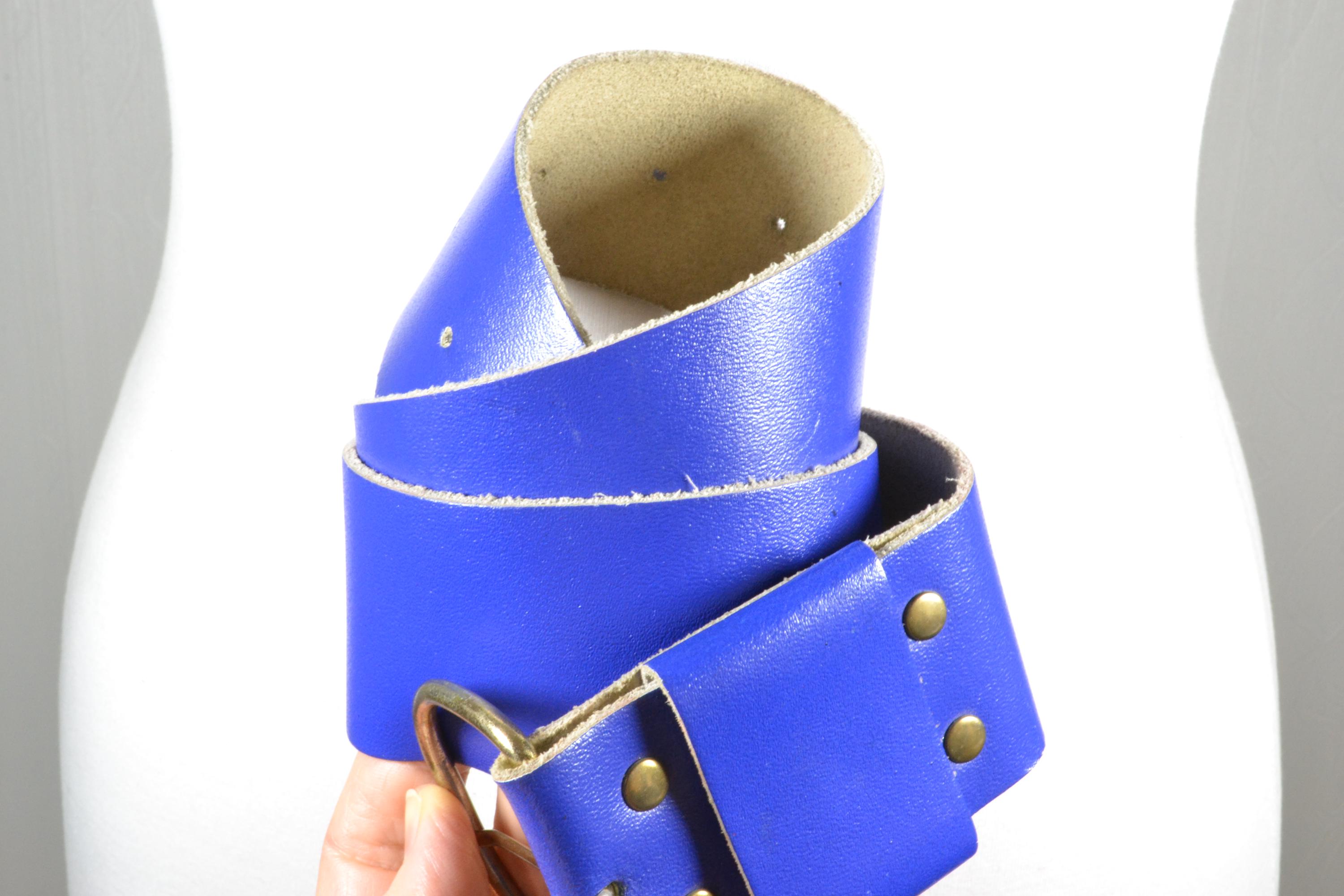 Vintage 80s Wide Blue Leather Belt: Round Brass Buckle - Etsy display picture 2