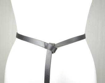 Minimalist Black Leather Tie Belt, Adjustable Knot Wrap Belt for Women, Boho Waist Cincher, Modern Edgy Look