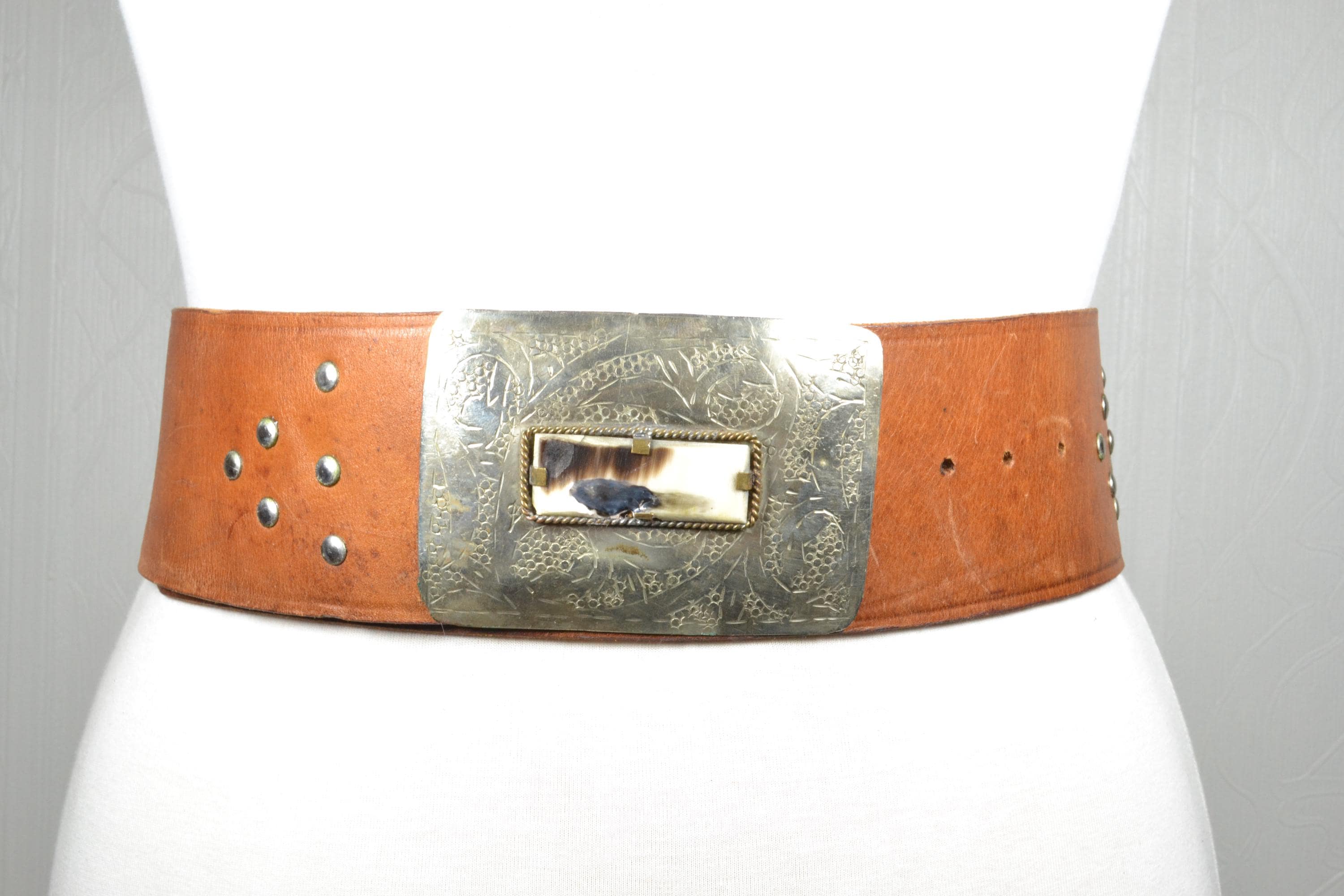Vintage Wide Brown Leather Belt With Ornate Western Conchos  display picture 3