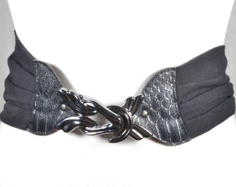 Vintage Wide Black Leather Belt: 80s Oval Buckle Waist  display picture 1