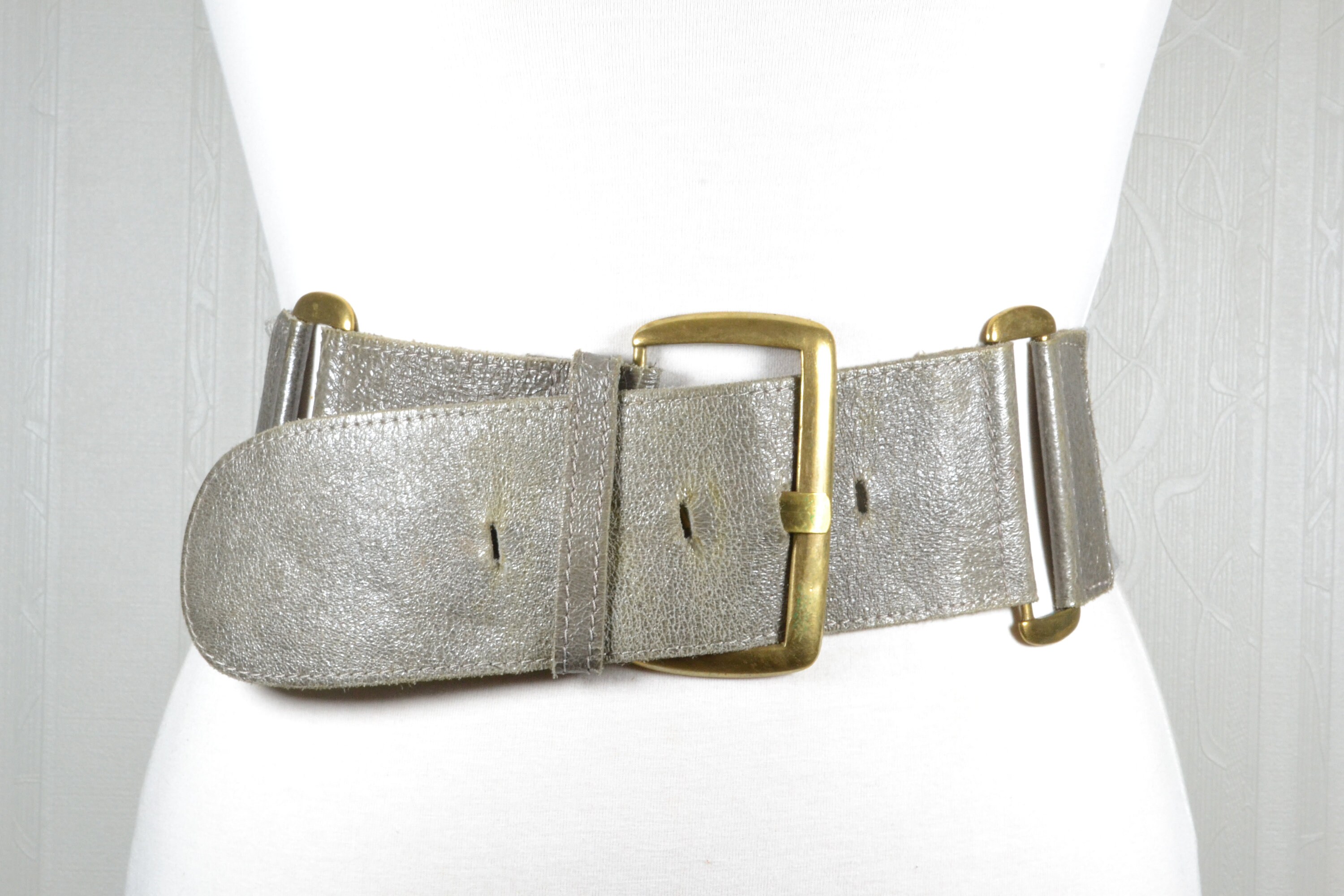 Elegant Dark Gray Belt with Brass Buckle Dark Grey Shiny Brass Buckle 3,5cm - Matteo | Dalgado main image 3