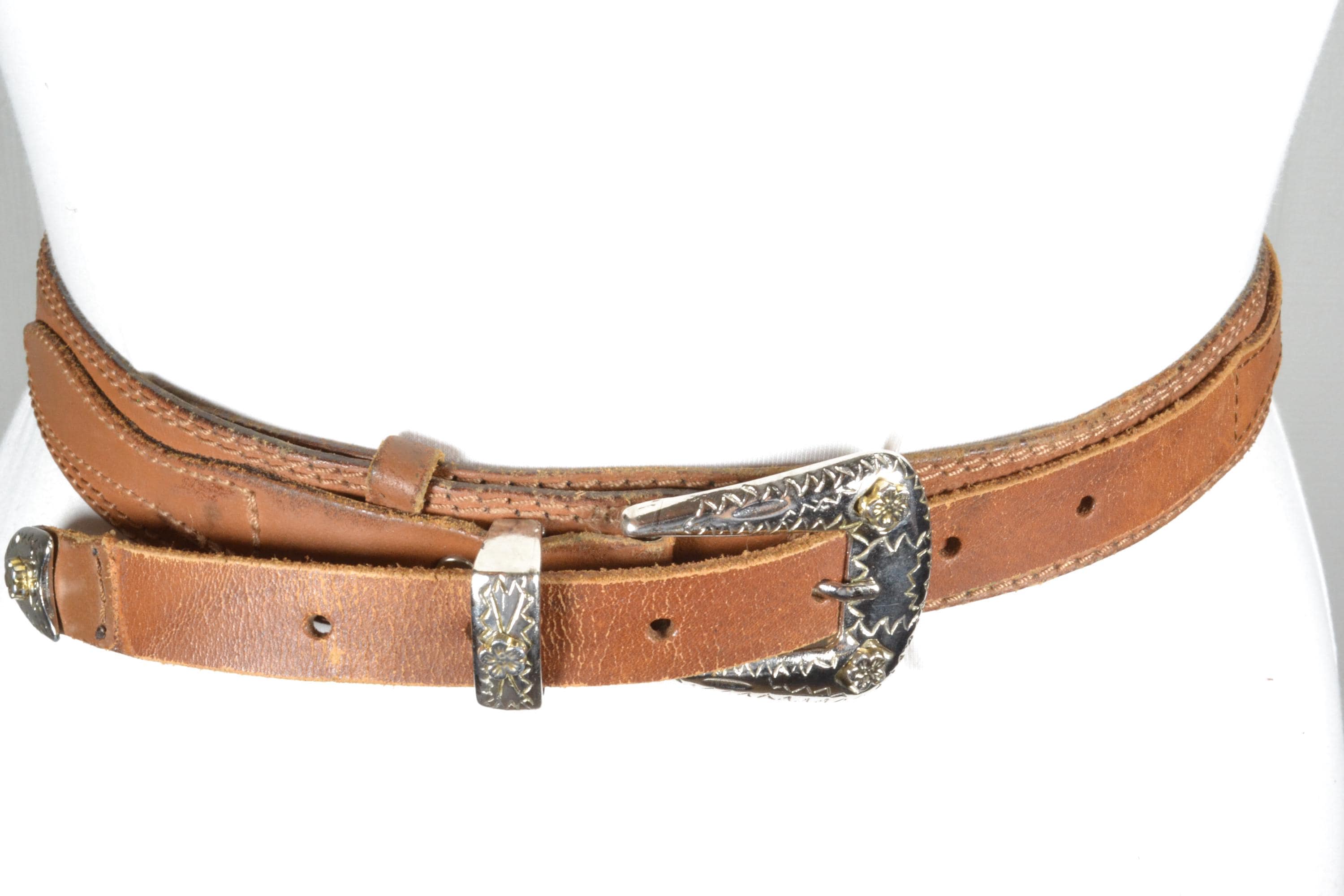 Vintage Brown Leather Western Belt: Silver Buckle Rodeo Boho  display picture 2