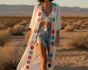 Kimono poncho blanco con ribete floral de ganchillo, pareo bohemio para la playa, cárdigan largo kimono abierto por delante, atuendo para festivales, prenda de superposición bohemia.
