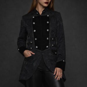 Czarna marynarka steampunkowa - marynarka w stylu wiktoriańskim - marynarka gotycka z brokatu - płaszcz piracki - marynarka z brokatu - marynarka cosplay