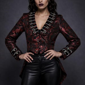 Casaco vermelho steampunk - Jaqueta brocado - Casaco gótico vermelho alto e baixo - Casaco cosplay - Casaco vitoriano - Colete vermelho - Jaqueta de mestre de cerimônias