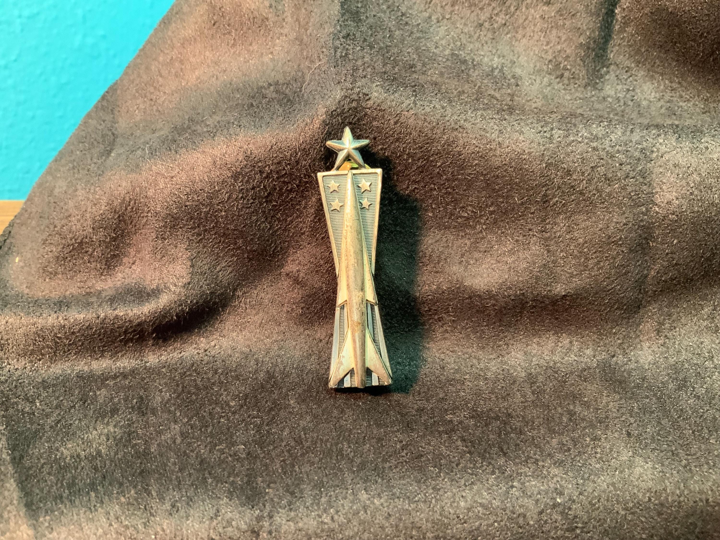 Vintage Air Force Pins - Etsy