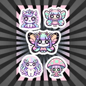 不気味でかわいいゴア神話の妖精キャラクターステッカーシートグランジパステルゴスユニコーンキノコエルフ妖精メデューサステッカーパック