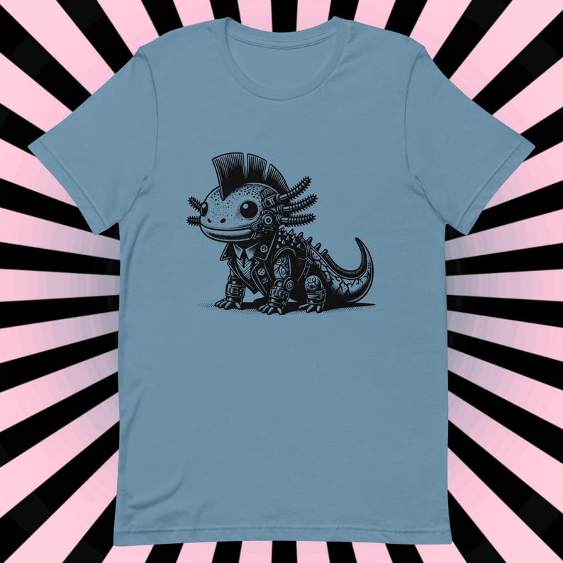 K&ouml;nnte beinhalten: Ein hellblaues T-Shirt mit einer Schwarzwei&szlig;illustration eines Punk-Axolotls, das eine Lederjacke und einen Irokesenschnitt tr&auml;gt.