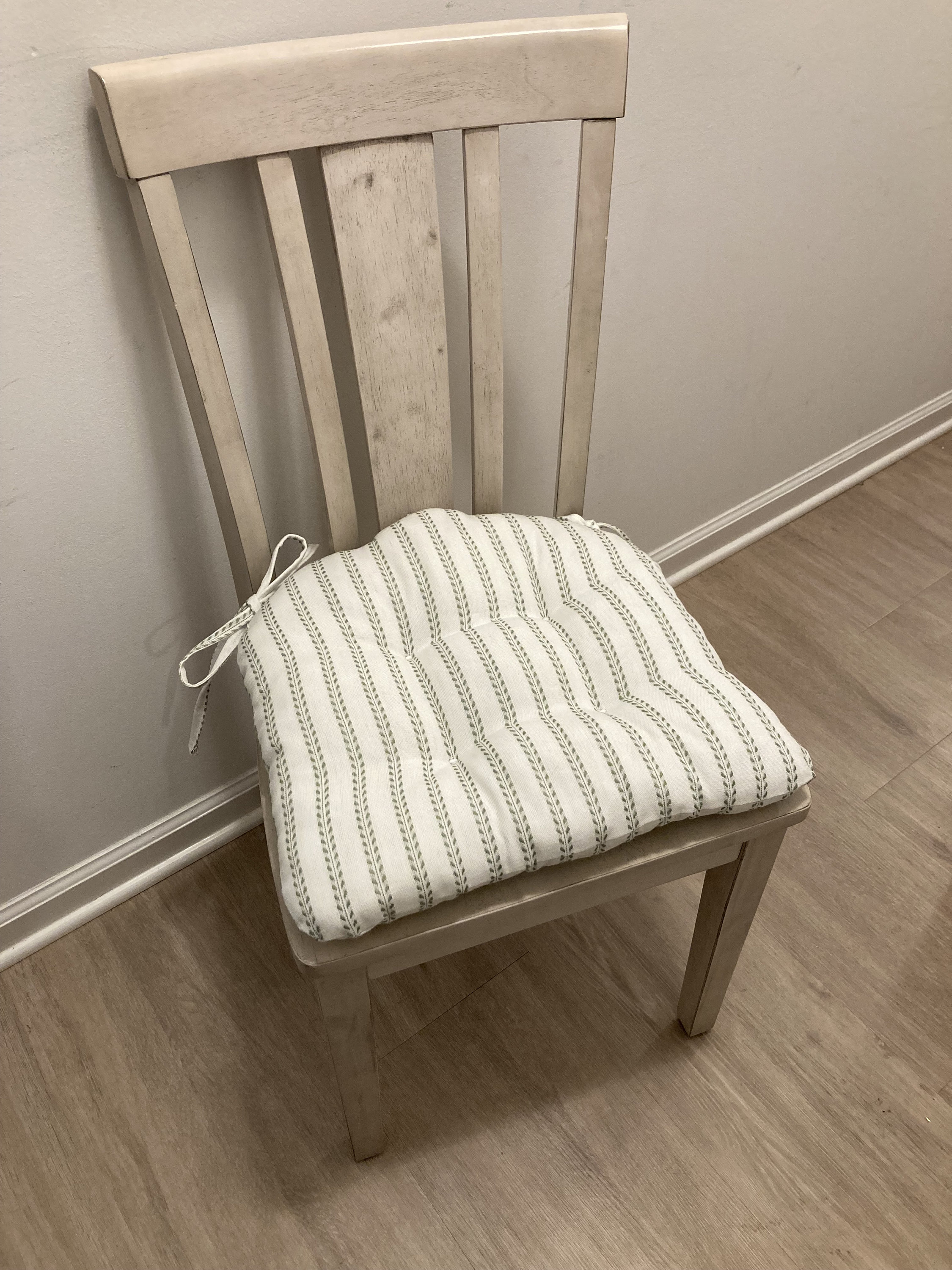 Sage green dining chair cushions hotsell