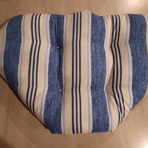 4 Piece Nook Cushions Set ties on Single cushion only