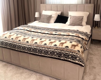 100% Wool Blanket | Natural Warm Throw Blanket | Handcrafted Wool Bedspread | Cozy Home Décor Gift | Christmas