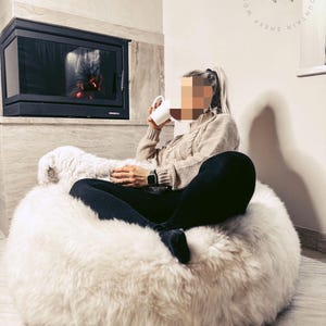 BIG bean bag chair Sheepskin, white creamy, sheepskin pouf, luxury genuine leather, shearling leather, natural wool, furry, fluffy, soft