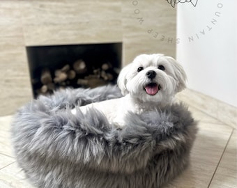 Natural Sheepskin Gray Gray Dog Bed, Cat Bed, Pouf Dog Cat, for pets, gift for dog, Dogs mat, pet, Cat Mat, Pet Furniture, Genuine Leather