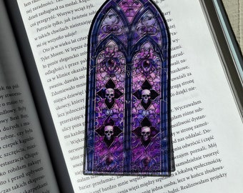 Skull Bookmark | Purple Transparent Bookmark | Clear Gothic Bookmark | Fantasy Goth Bookmark | Dark Academia Book Reader Gift | Bookworm Art