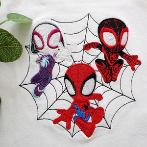 Desenho de bordado Little Spider Friends, arquivos de bordado de máquina de aranha, download instantâneo - 4 tamanhos