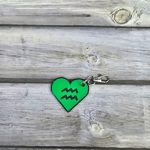 Aquarius Zodiac Heart Keychain: Astrological Charm Gift