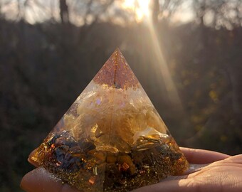 Citrine/ Tiger’s Eye Pyramid