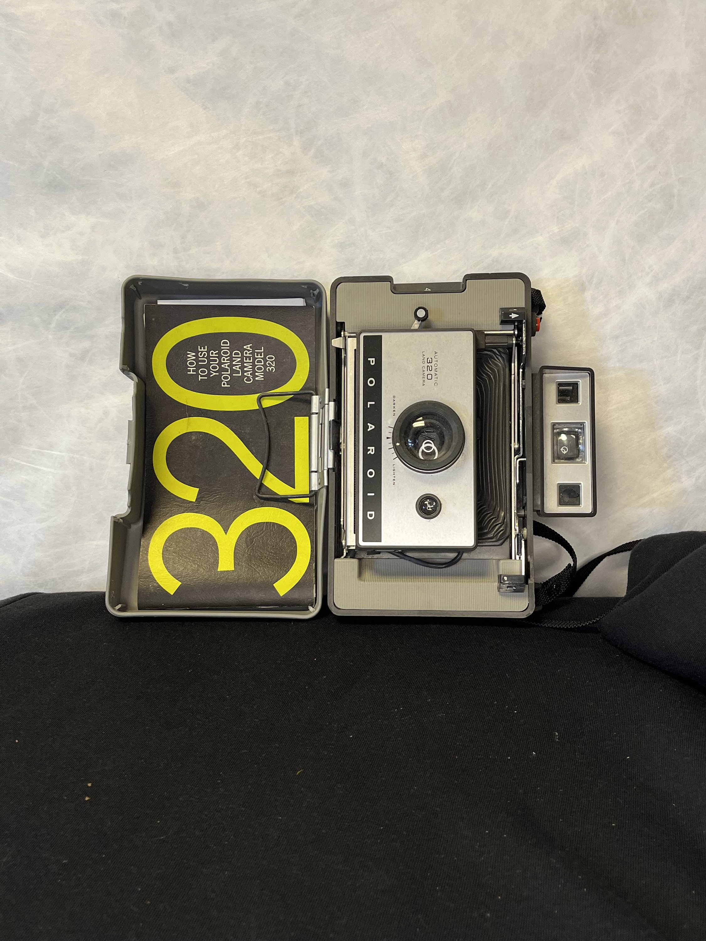 Vintage Polaroid “automatic Land Camera” in Version 320 - Etsy
