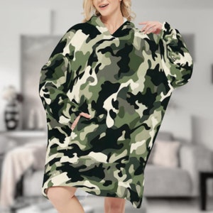 Camo snuggie 2025