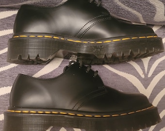 Dr. Martens ブラックレザーシューズ　US 8 DMXL 8-eye leather boots in Black | Dr. Martens