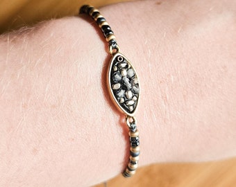 Dainty Quartz Bead Bracelet: Adjustable Gemstone, Minimalist Style