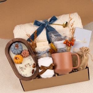Fall Gift Basket For Women Cozy Fall Care Package Hygge Gift Basket for HEr Cozy Care Package Pumpkin Spice Gift Box