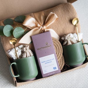Housewarming Gift for New Homeowners First Home Gift Care Package For Family Gift Thank You Gift Box Realtor Broker HouseWarming Gift Basket
