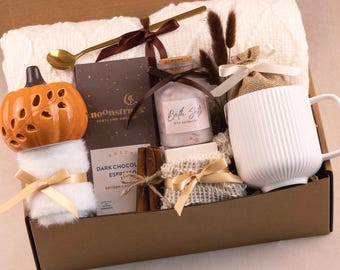Fall Gift Box for Women Fall Care package for her Self care gifts Hygge Gift Box with Blanket Thank You Gift Fall Gift Basket
