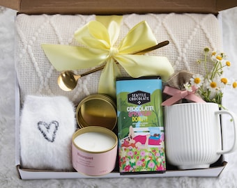 Self Care Gift Box Gift Basket for Women Hygge Gift Box Spa Gift for Her Gift for mom Gift Care Package for her Gift Box for her
