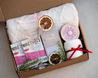 Cocktail Lover Gift Cocktail Gift Box For Best Friend Cosmopolitan Cocktail Gift Espresso Martini Lover Gift Old Fashioned Gift Moscow Mule