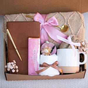 Blanket Gift Basket for Women Blanket Gift Box for Mom Care Package Gift for Mom Hygge gift Box Thinking of you Self Care Package