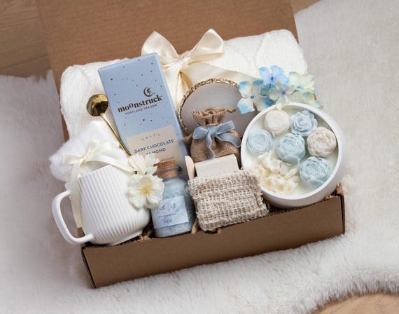 Mothers Day Gift Basket for Women Gift Box for Mom Self Care Package For Her Spa Gift Box Gift Hug in a Box Birthday Gift Baskets