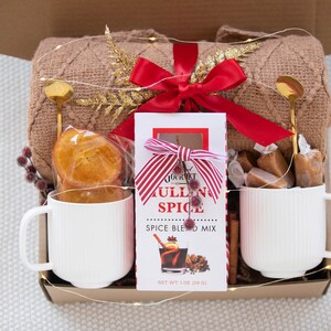 New House Gift Basket: New Home Gift Basket for new Homeowners Realtor Gifts MugsMullingSpiceSet