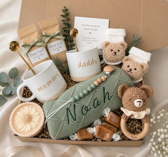 New Mom Gift Box for New Parents Gift Box, Expecting Parents Gift New Baby Gift Set, Pregnancy Care Package, Neutral Newborn Keepsake