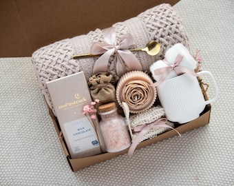 Hug In A Box, Encouragement Gift, Mom Gift Set, Hygee Gift Box, Thinking Of You Box, Cozy Care Package, Self Care Basket, Blanket Gift Box