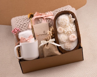 Mothers Day Gift Box for Mom Gift Box for Mom, Daughter, Aunt, Wife,  Self Care Box for Her, Spa Gift Basket For Women Birthday Gift Basket