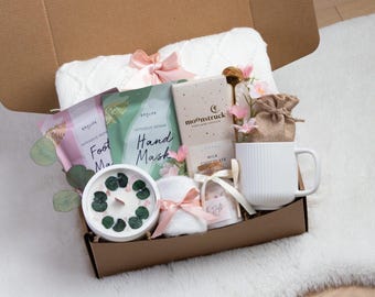 Hug in A Box Gift Box Self Care Gifts for Women Spa Gift Basket Encouragement Gift Relaxation Gift Box For Her Birthday Gift Basket for Mom