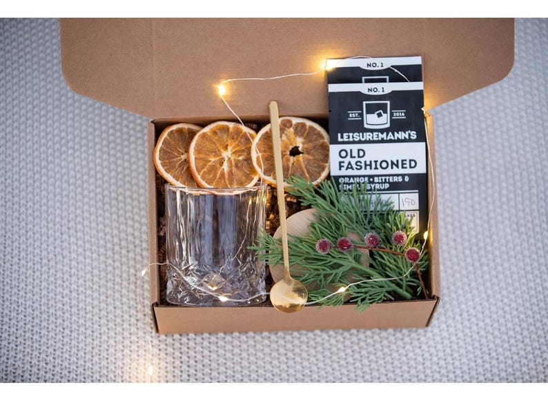 Gift Box for Him, Gift box for a man, Grief Gift for him, Dad Gift Basket for Dad OldFashionedSmallSet