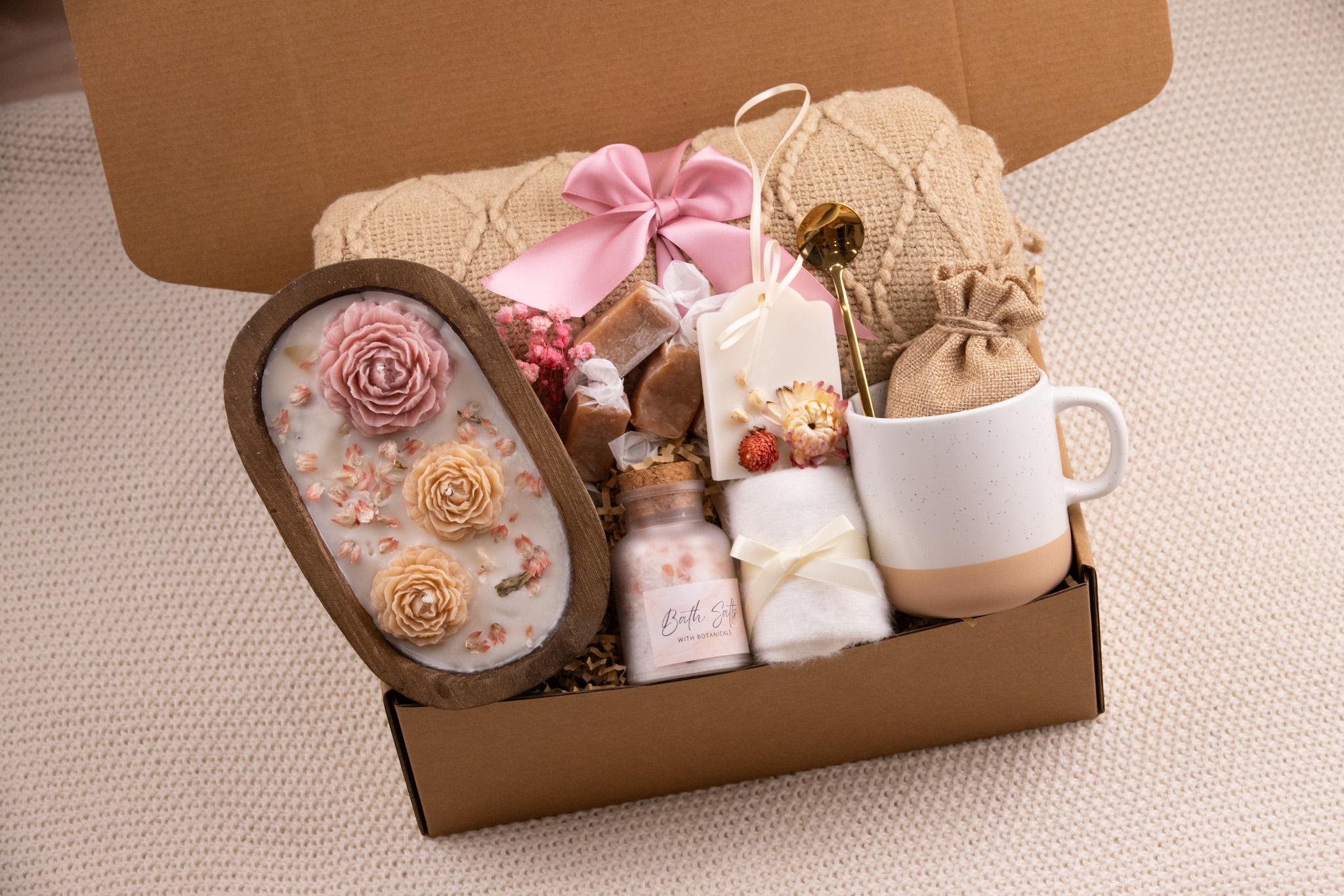 Gift Basket for Women Self Care Package for Mom Birthday Basket Hug in ...