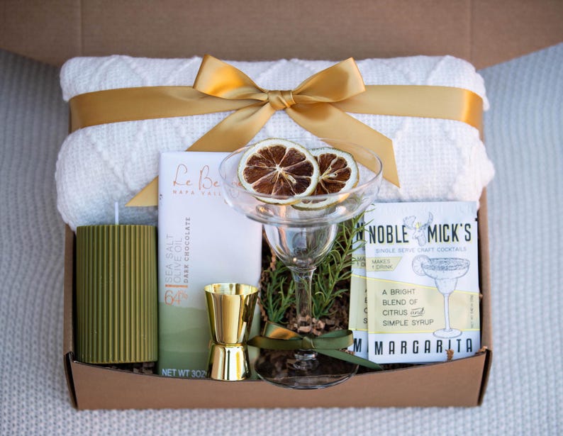 Cocktail Gifts For Her Margarita Lover Gift Cocktail Gift Box For Best Friend Cosmopolitan Espresso Martini Lover Gift Birthday Gift Box Classic Margarita