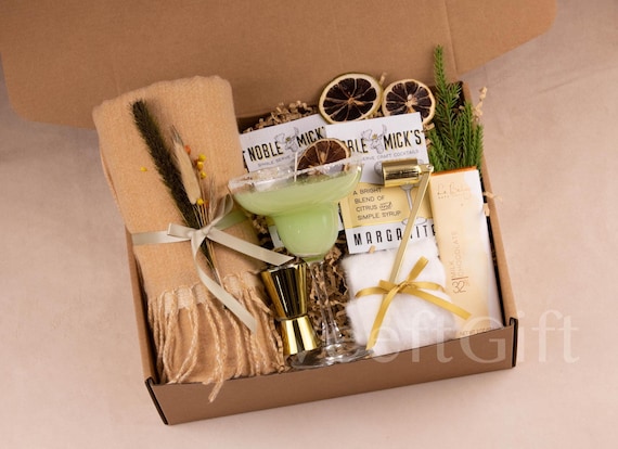 Cocktail Gift Box Margarita Lover Gift For Best Friend Cosmopolitan Cocktail Gift Espresso Martini Lover Gift Old Fashioned Gift Moscow Mule