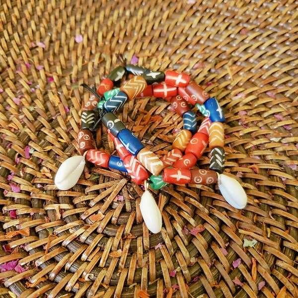 Tribal Bone Bead Bracelet Set/bone beads jewelry, shell jewelry, tribal jewelry, bohemian jewelry, boho jewelry, eclectic, festival