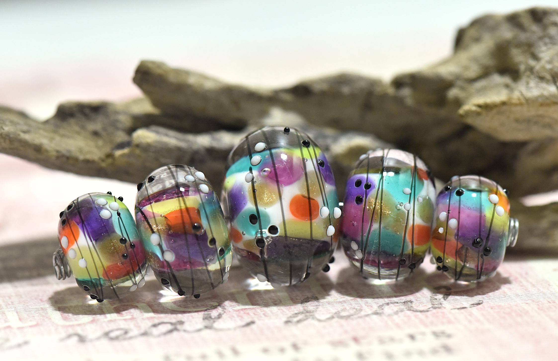 Five Graduated Grace Lampwork Beads - Surprise Party Rondelle Handmade Glass Beads - 11009611