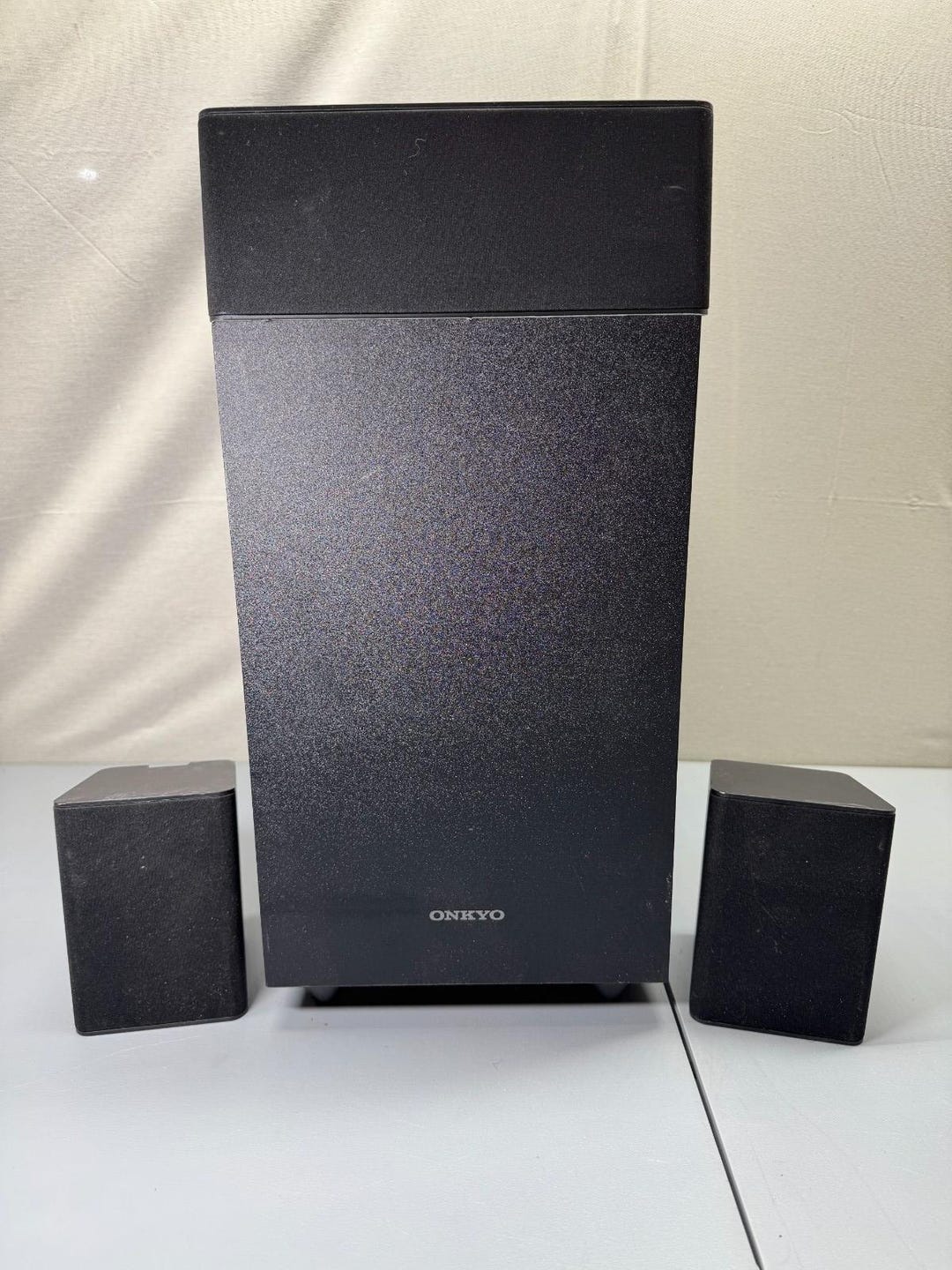 ONKYOホームシアターシステム　HT-R398 SKF-398 SKC-398 Onkyo HT-R398 AV Receiver w/Onkyo Surround Sound Speakers skc-398