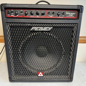 Peavey Basic 112 Guitar Amplifier Bass Combo Amp 1x12 Audio Electric USA MADE