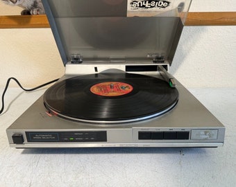 Realistic LAB-2200 Direct Drive Turntable Record Player HiFi Stereo Vintage
