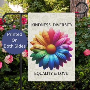 Stolz Gartenfahne Regenbogen Blume Banner Vielfalt Gartenfahne Gleichheit Liebe und Freundlichkeit LGBTQ Gartenschild Outdoor LGBT Inklusion Hoffahne