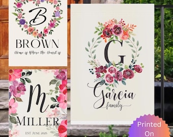 Personalized Garden Flag Family Name Garden Banner Wedding Gift Outdoor Decor Housewarming Gift Floral Yard Flag with Initial Welcome Flag